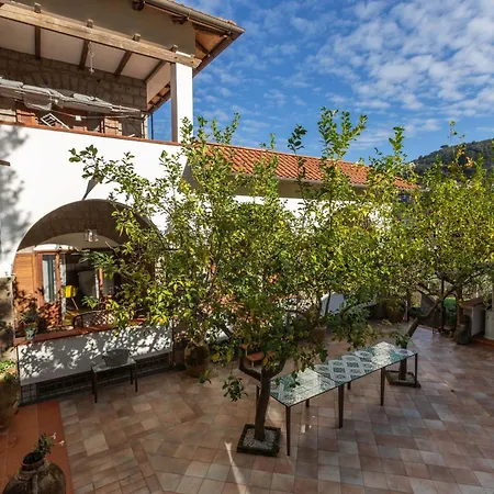 ヴィラ - Florinda *